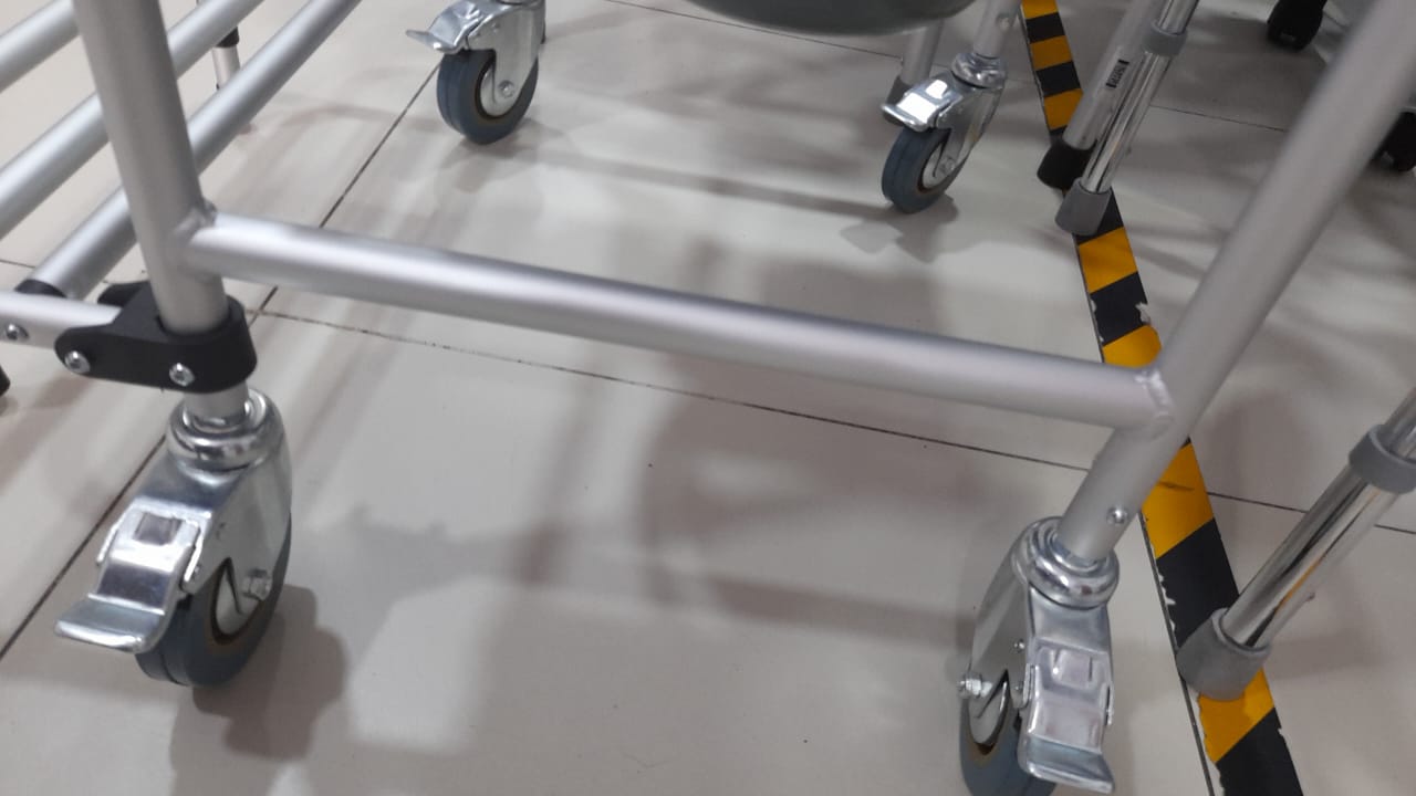 Silla Sanitaria con ruedas - Silla de transporte