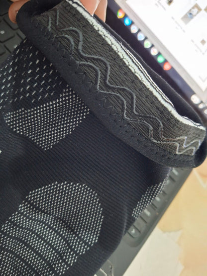 Rodillera Elástica con Gel y Varillas Laterales